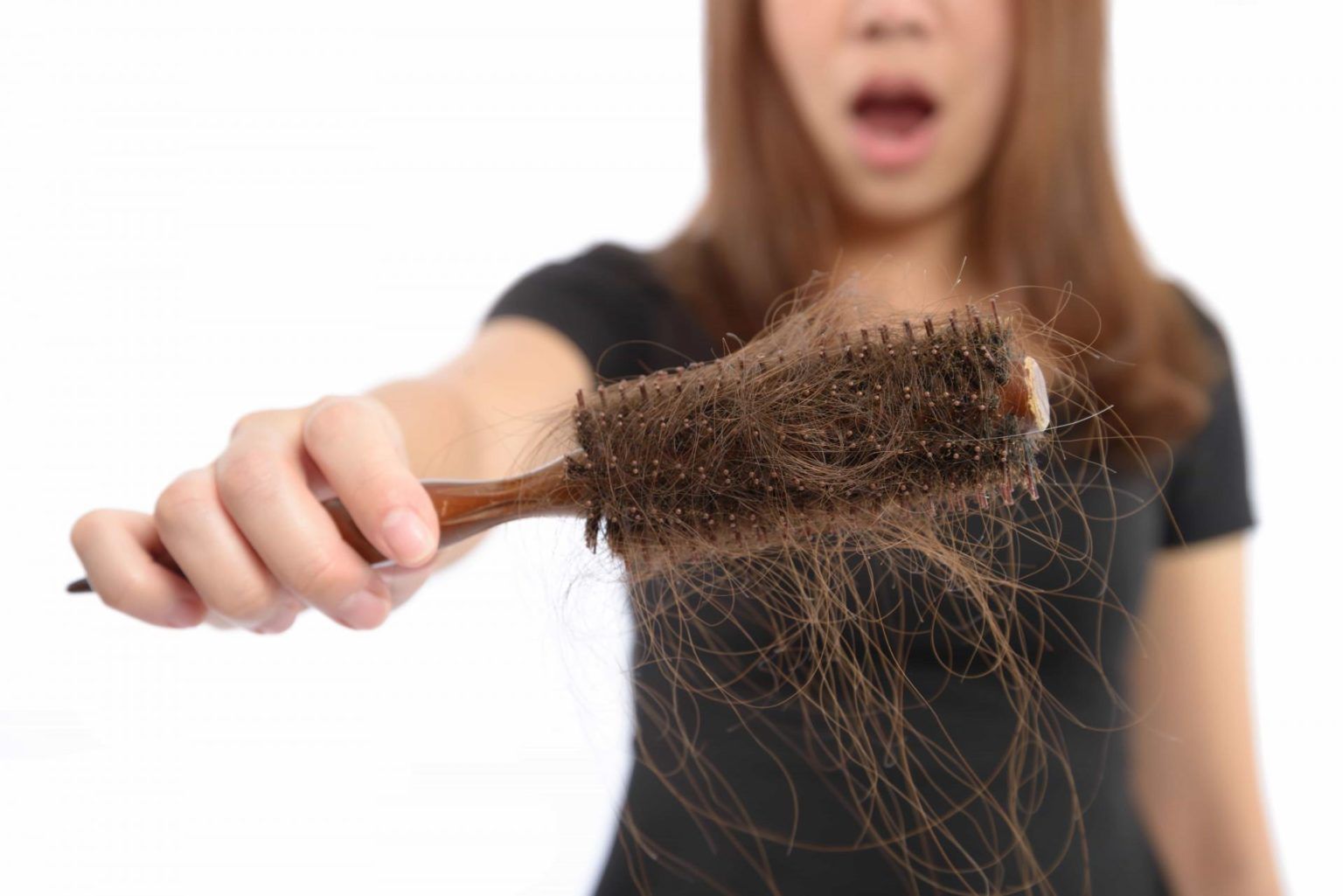 Какие причины потери волос?